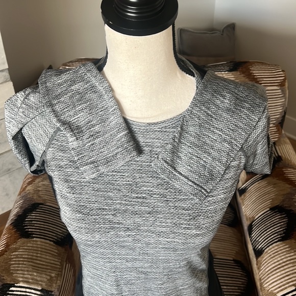 Mizuno Long Sleeve Tee - Picture 3 of 10